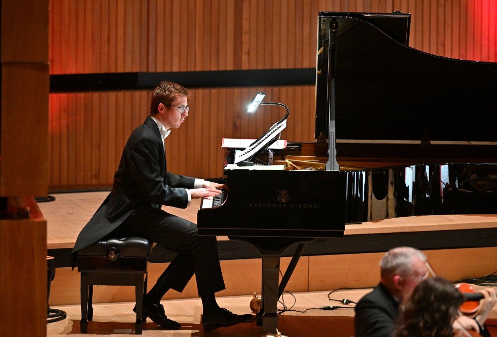 Piazzolla Aconcagua Concerto, Piazzolla Tanti Anni Prima and Piazzolla (arr. John Lenehan) Libertango - Ksenija Sidorova – accordion,Adrien Bariki-Alaoui – tango dancer and Iro Davlanti-Lo – tango dancer in the RFH on Friday 14 Feb. 2025 Photo by Mark Allan
